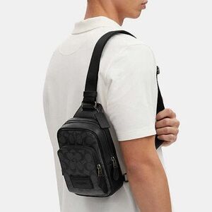 Coach Track Pack 14, Black Signature Canvas 🖤